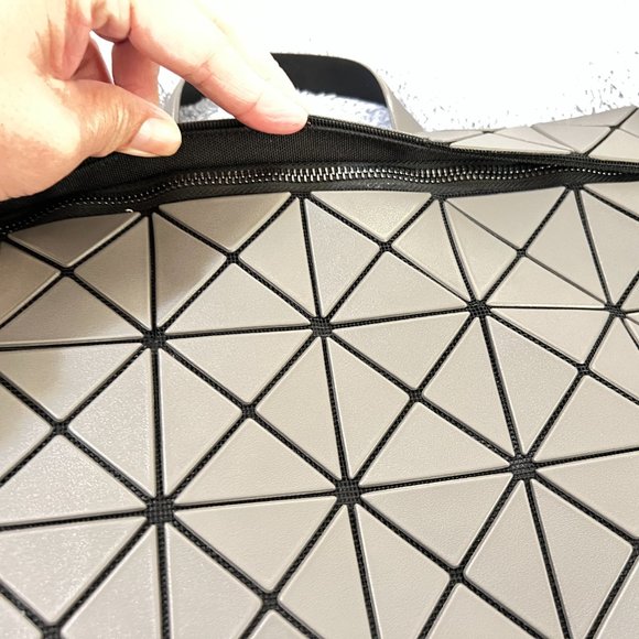 $995 Authentic BAO BAO by ISSEY MIYAKE Made in JAPAN D.Gray Geometric Backpack - Picture 9 of 14
